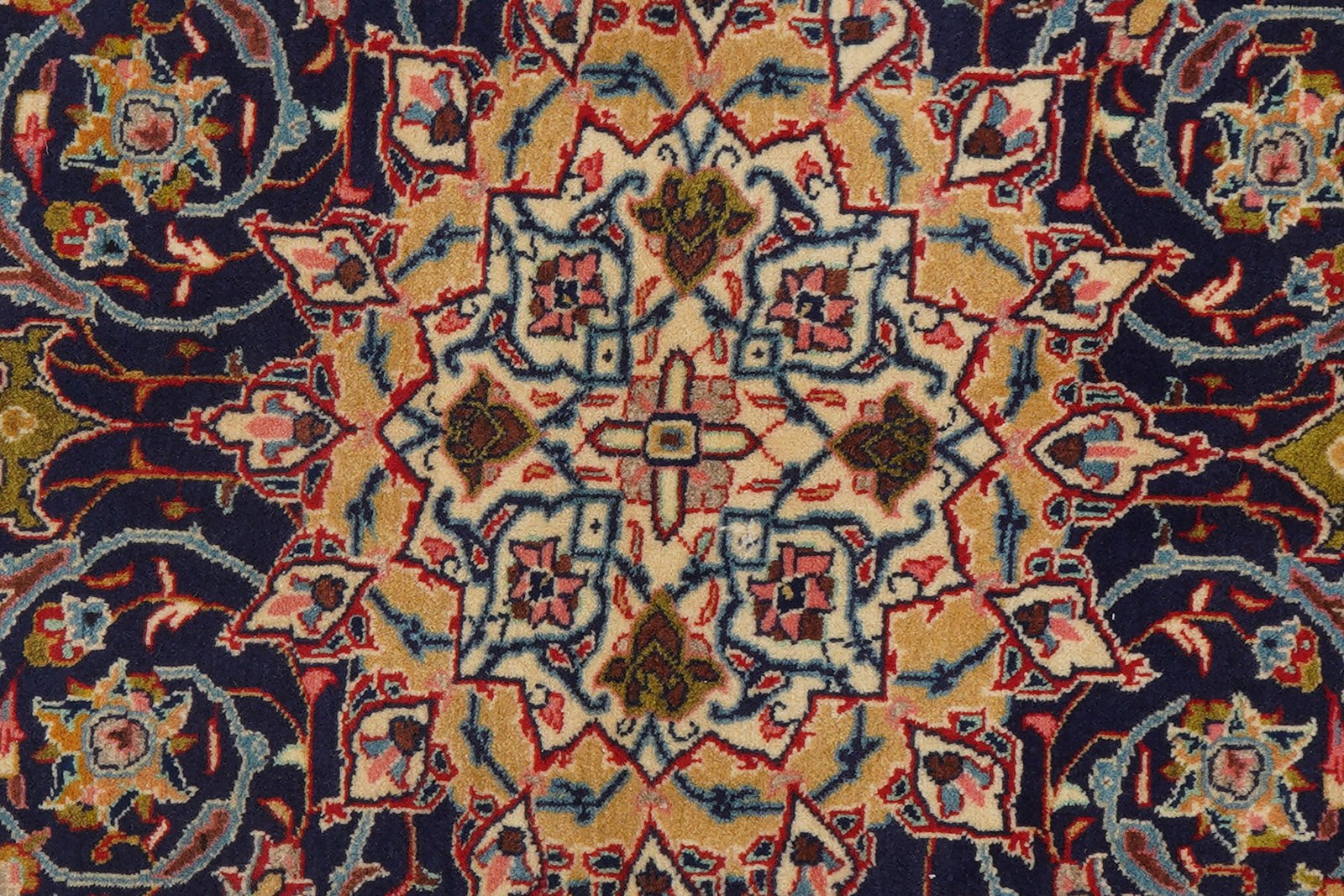 Mahal — Hand-knotted, 133x214 cm, Blue, 100% Virgin Wool | View 7