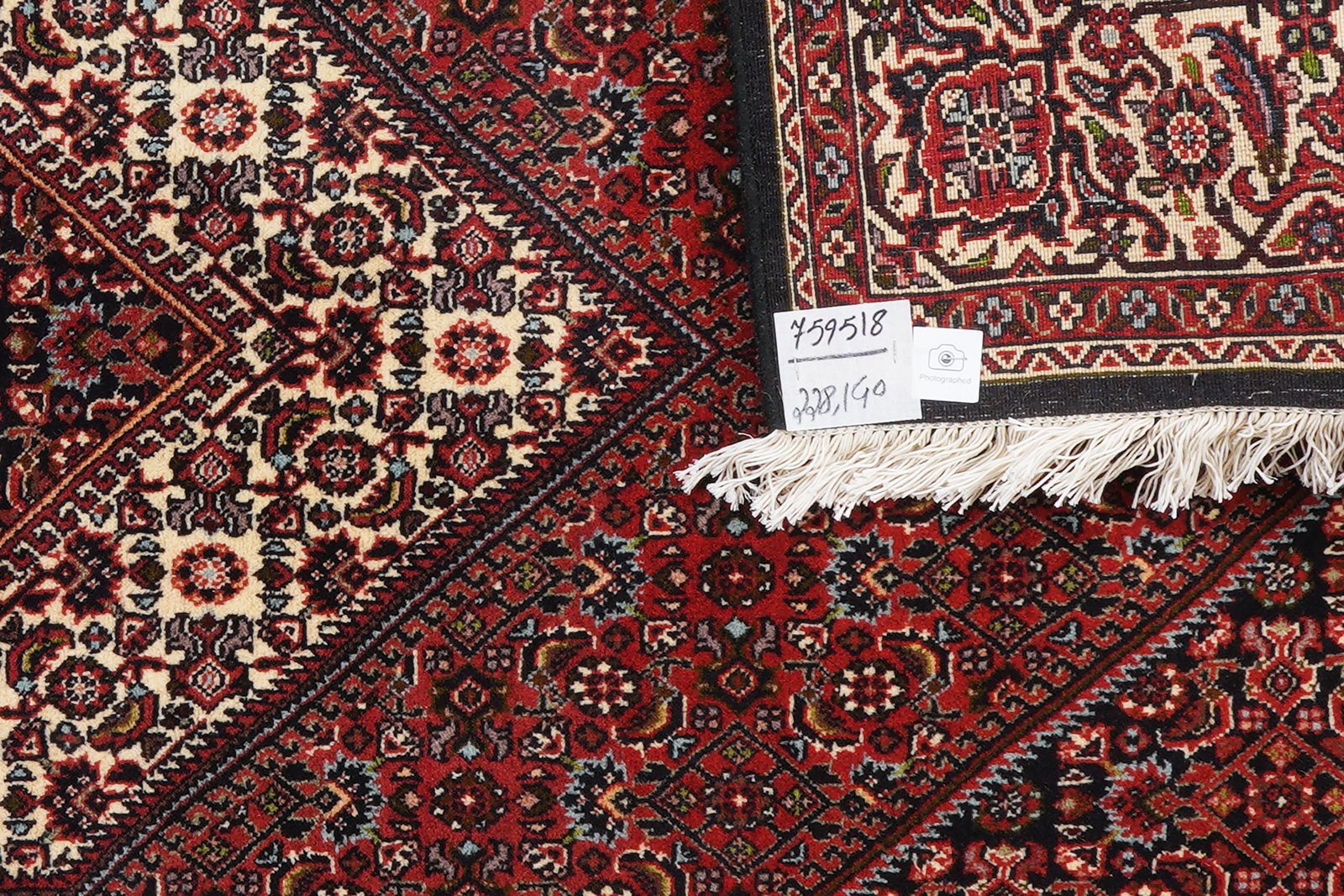 Bidjar Zandjan — Hand-knotted, 140x228 cm, Red, 100% Virgin Wool | View 6