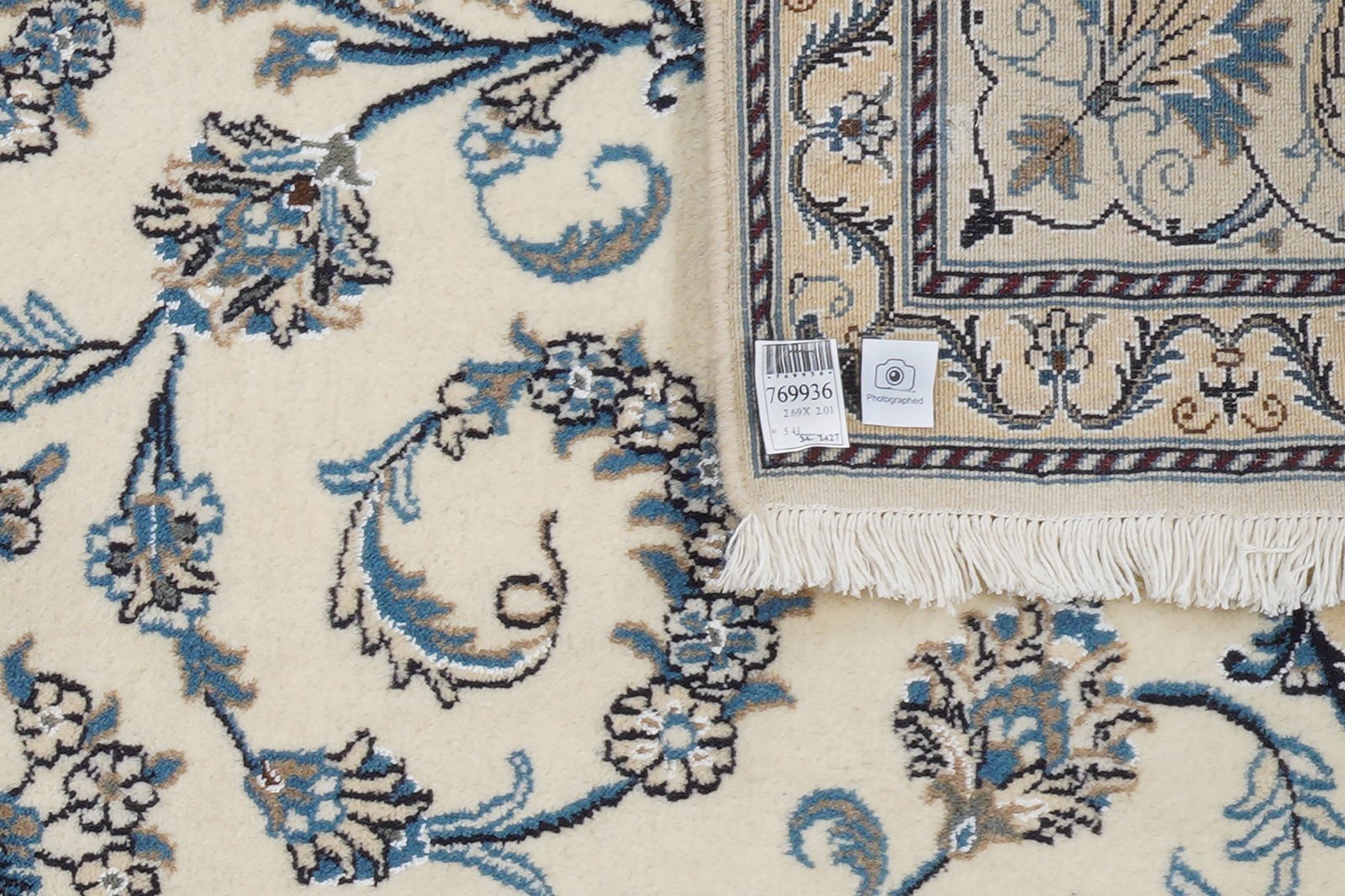 Nain 12La — Hand-knotted, 201x269 cm, Beige, 100% Virgin Wool | View 6