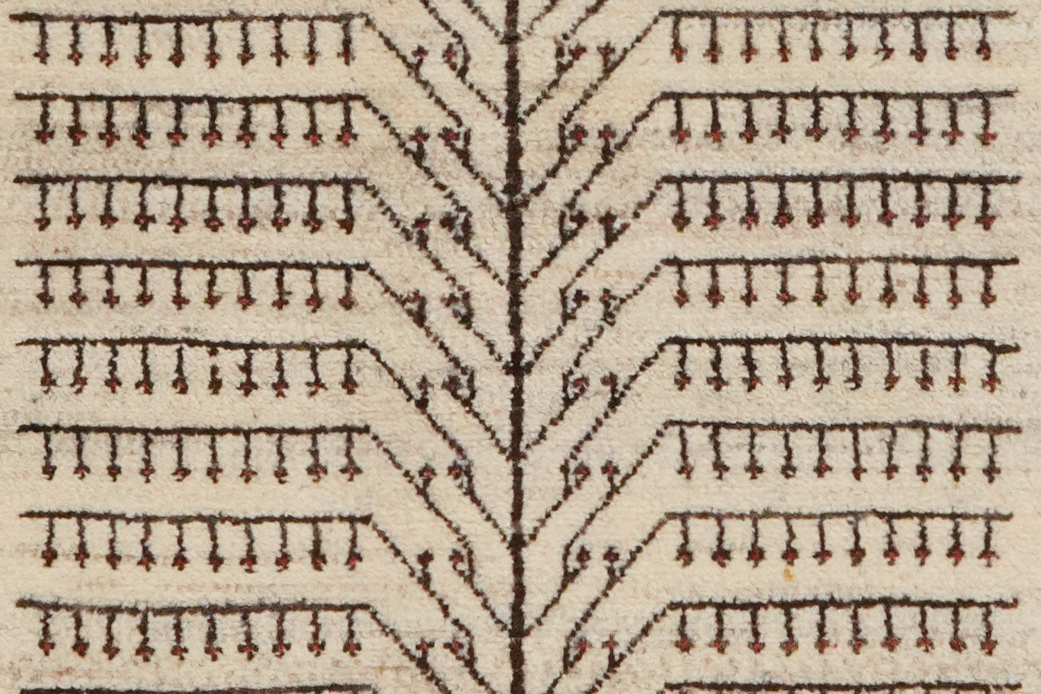 Rizbaf — Hand-knotted, 78x133 cm, Beige, 100% Virgin Wool | View 4