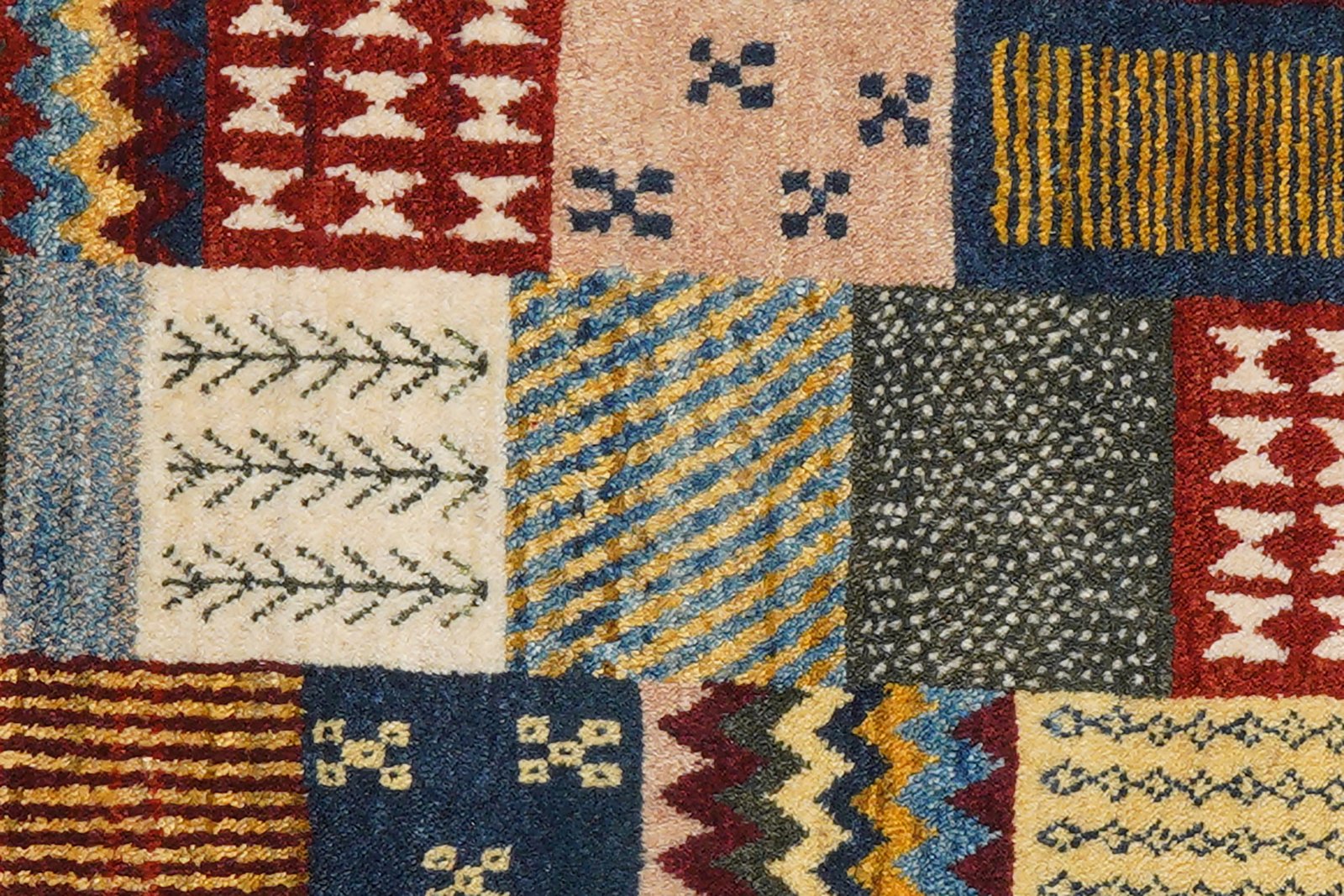 Rizbaf — Hand-knotted, 99x147 cm, Multicolor, 100% Virgin Wool | View 7