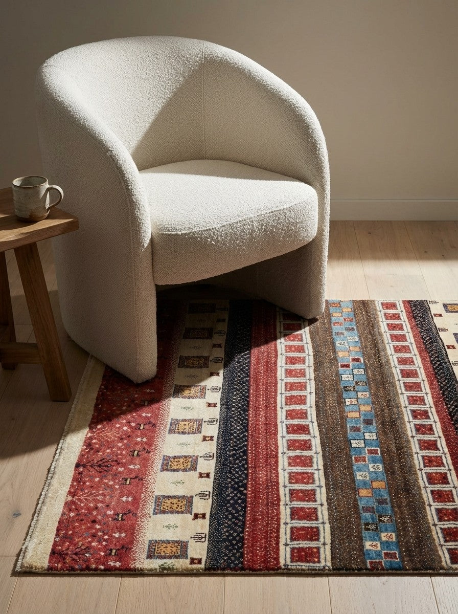 Rizbaf — Hand-knotted, 102x154 cm, Multicolor, 100% Virgin Wool | Detail view
