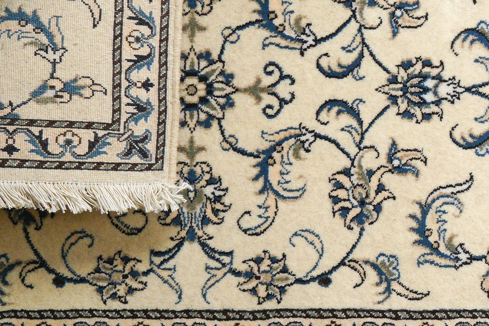 Nain 12La — Hand-knotted, 79x299 cm, Beige, 100% Virgin Wool | View 7