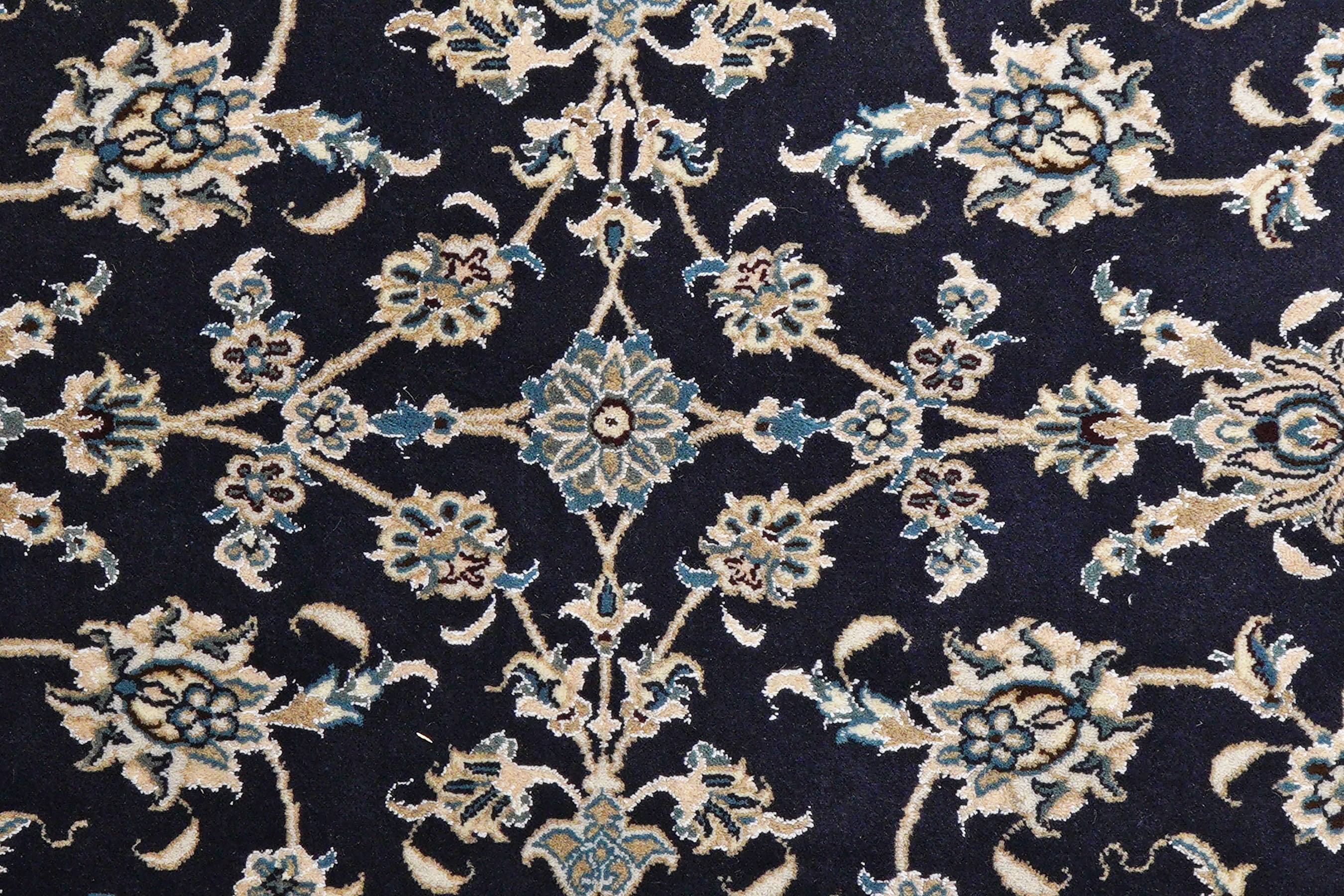 Nain 12La — Hand-knotted, 200x206 cm, Blue, 100% Virgin Wool | View 8