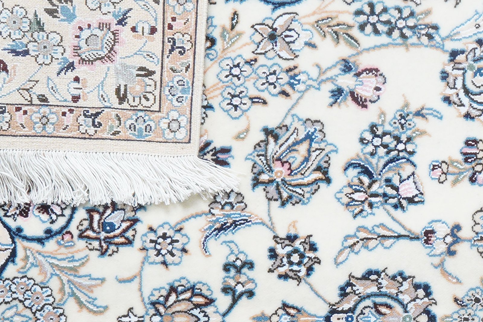 Nain 9La — Hand-knotted, 129x205 cm, Beige, 100% Virgin Wool | View 8