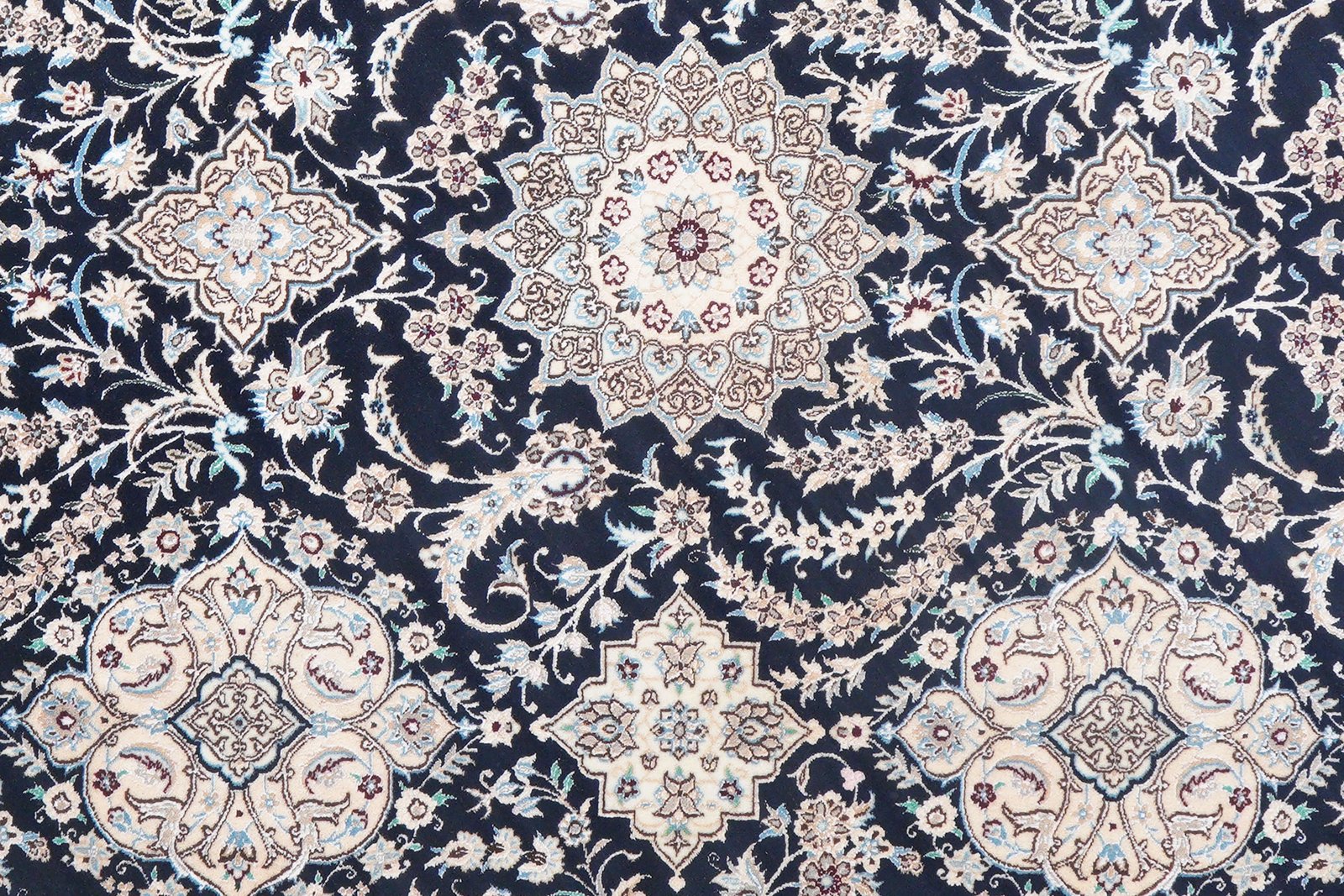 Nain 6La — Hand-knotted, 210x304 cm, Blue, 100% Virgin Wool | View 8