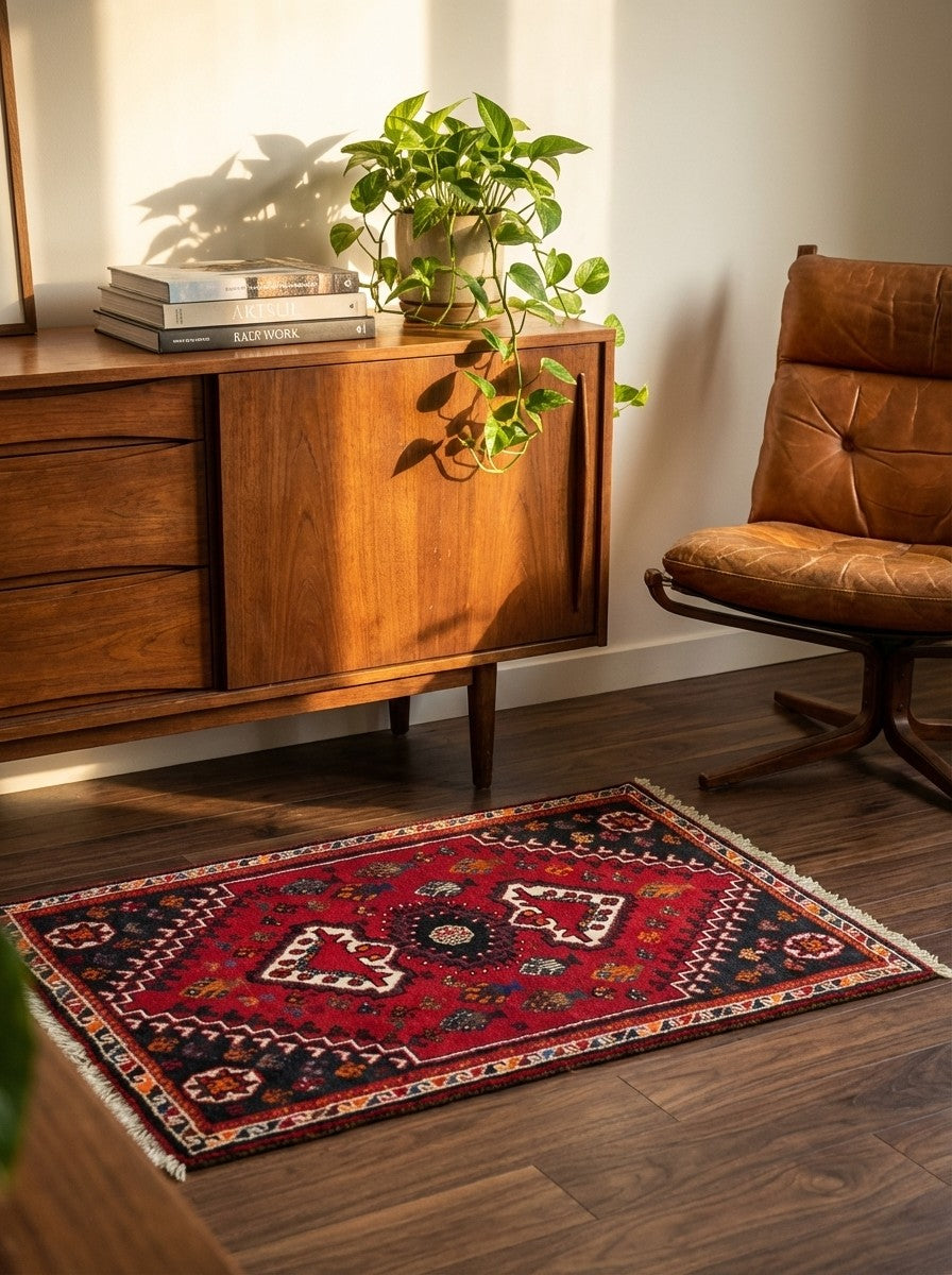 Gashgai — Hand-knotted, 85x128 cm, Red, 100% Virgin Wool | Back view