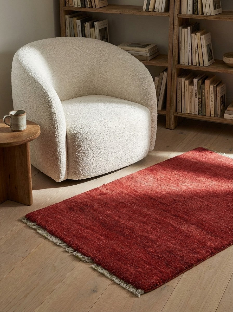 Gabbeh — Hand-knotted, 71x98 cm, Red, 100% Virgin Wool | Detail view