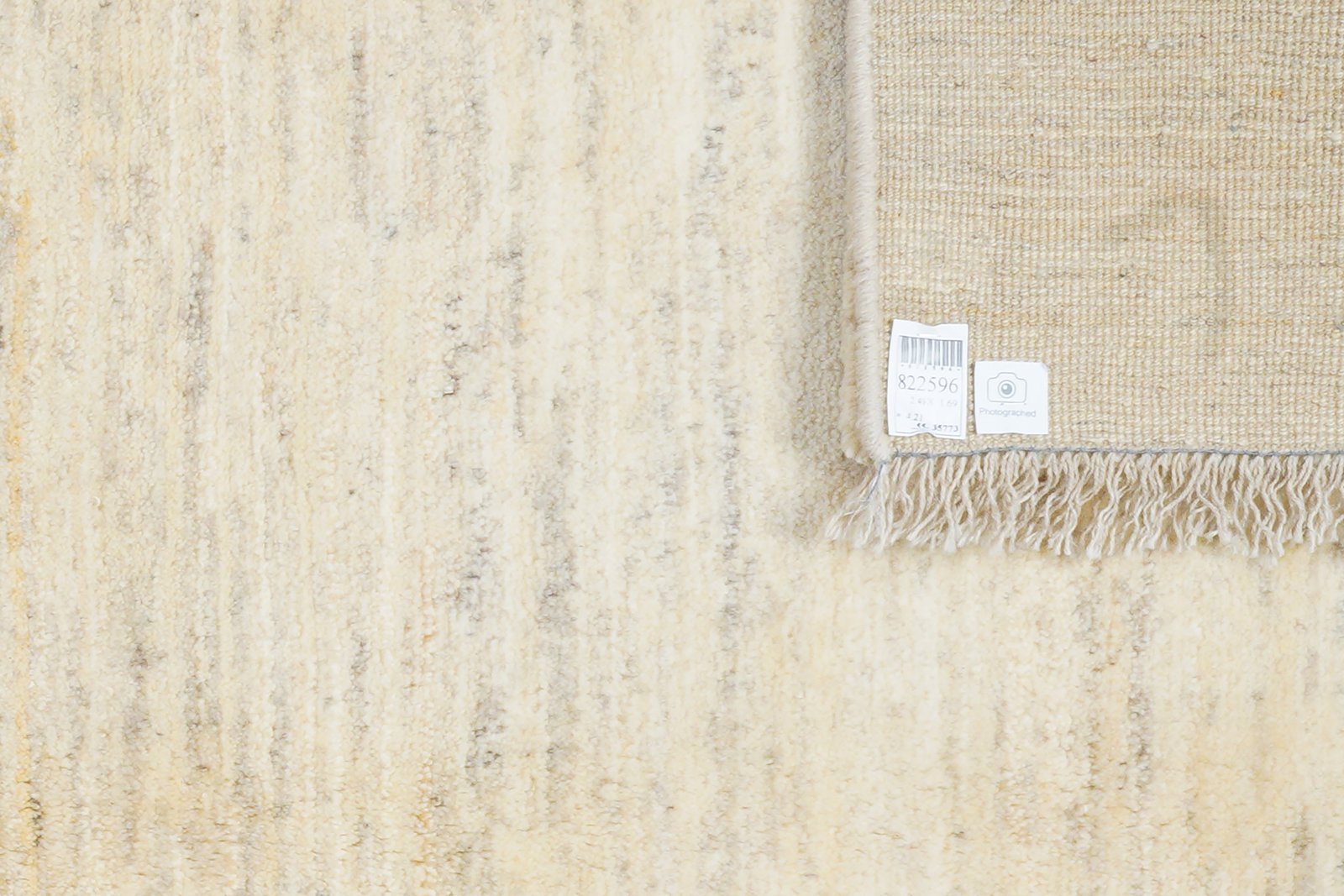 Gabbeh — Hand-knotted, 169x249 cm, Beige, 100% Virgin Wool | View 6