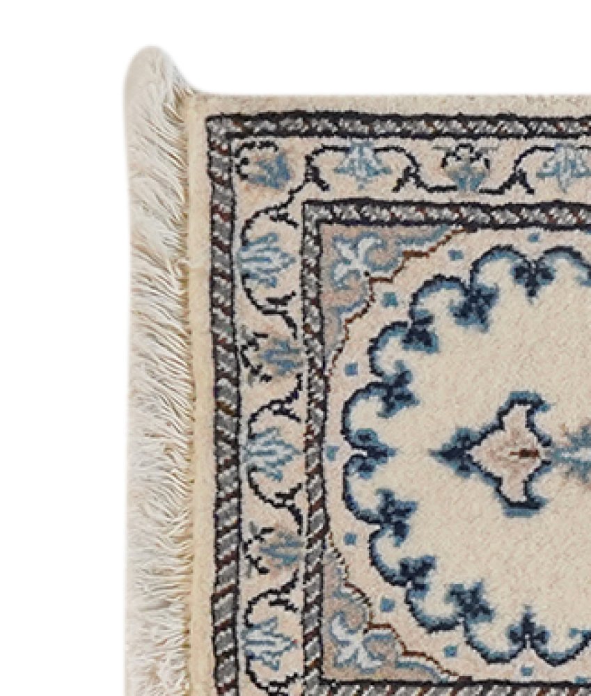 Nain 12La — Hand-knotted, 41x62 cm, Beige, 100% Virgin Wool | View 3