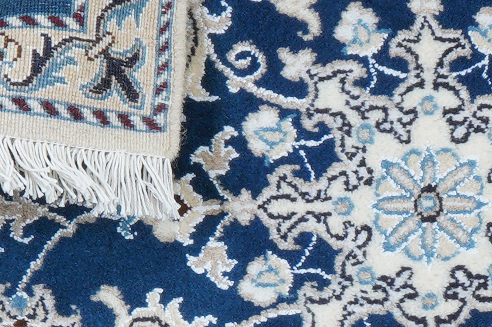 Nain 12La — Hand-knotted, 61x88 cm, Blue, 100% Virgin Wool | View 7