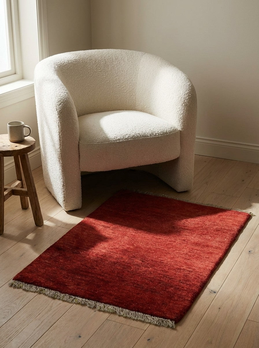 Gabbeh — Hand-knotted, 76x95 cm, Red, 100% Virgin Wool | Detail view