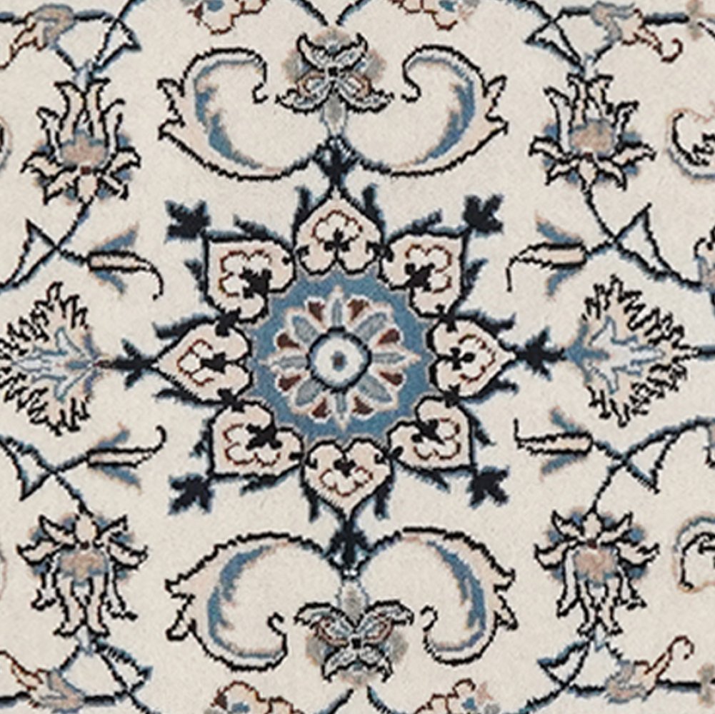 Nain 12La — Hand-knotted, 69x136 cm, Beige, 100% Virgin Wool | View 4