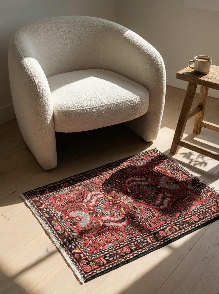 Dardjazin — Hand-knotted, 79x130 cm, Red, 100% Virgin Wool | Detail view