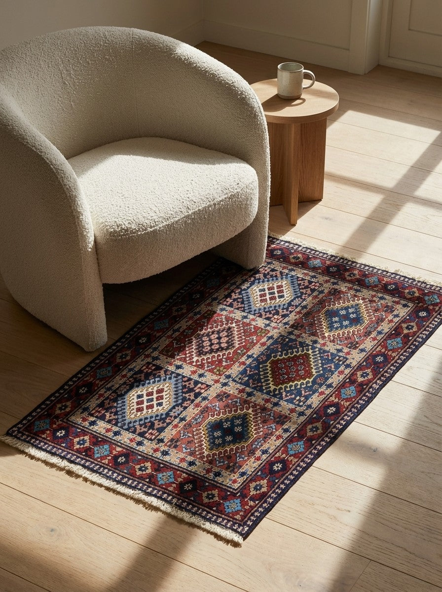 Yalameh — Hand-knotted, 100x152 cm, Multicolor, 100% Virgin Wool | Detail view