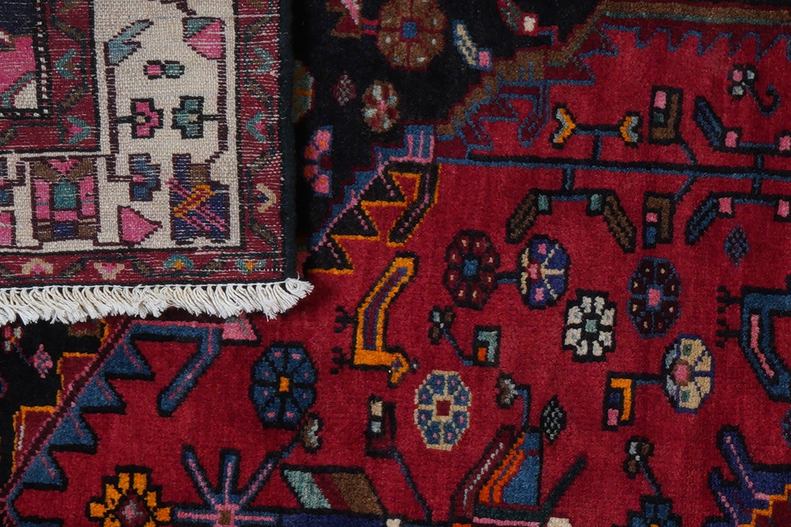 Toysarghan — Hand-knotted, 147x235 cm, Red, 100% Virgin Wool | View 8
