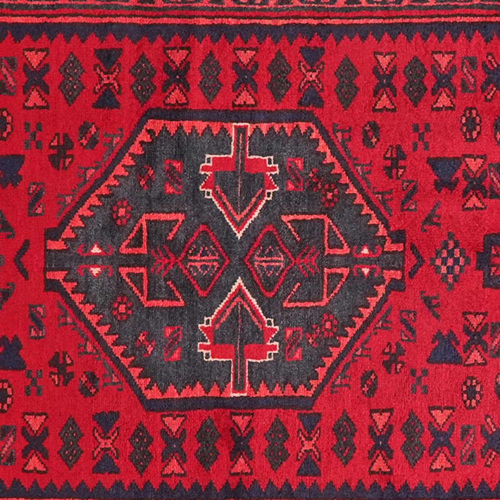 Khamseh — Hand-knotted, 136x202 cm, Red, 100% Virgin Wool | View 4