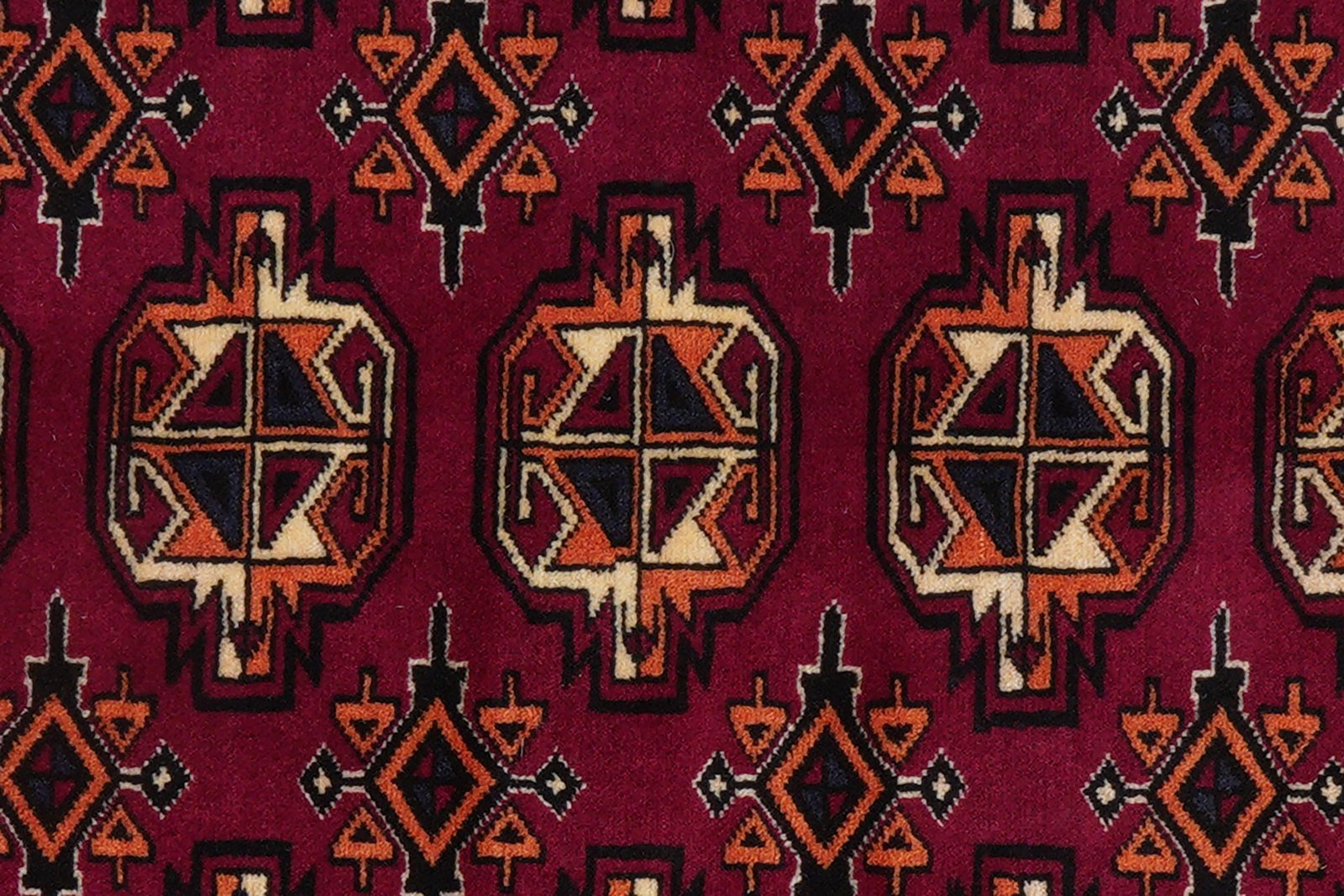 Turkman — Hand-knotted, 116x199 cm, Red, 100% Virgin Wool | View 7