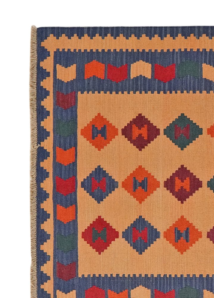 Kelim Gashgai — Handmade, 127x180 cm, Beige, 100% Virgin Wool | View 3