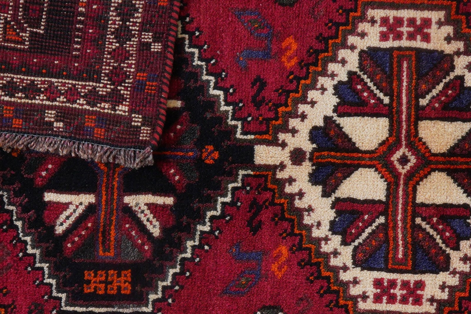 Gashgai — Hand-knotted, 113x168 cm, Red, 100% Virgin Wool | View 8