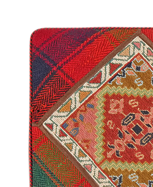 Kelim Pouf — Handgefertigt, 47x47 cm, Bunt, 100% Virgin Wool | Detail view