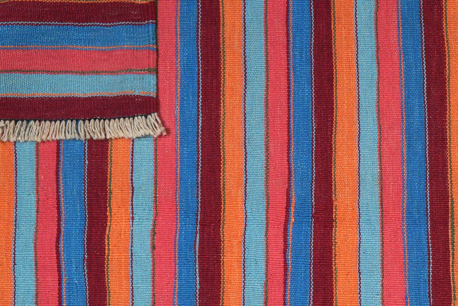 Kelim Gashgai — Handmade, 126x190 cm, Multicolor, 100% Virgin Wool | View 6