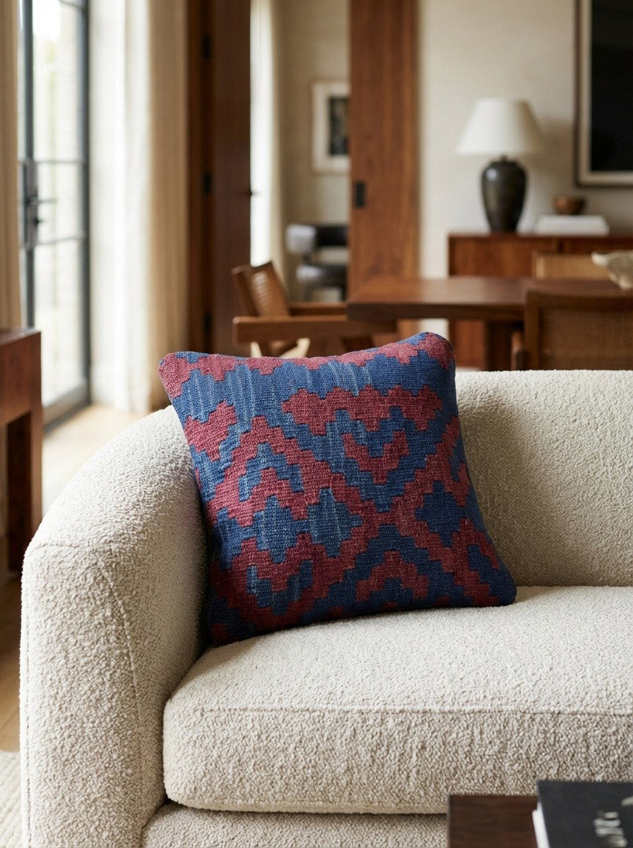 Kelim Kissen — Handgefertigt, 40x40 cm, Bunt, 100% Virgin Wool | Detail view