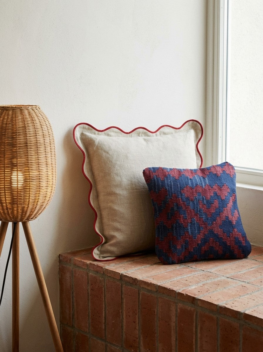 Kelim Kissen — Handmade, 40x40 cm, Multicolor, 100% Virgin Wool | Back view