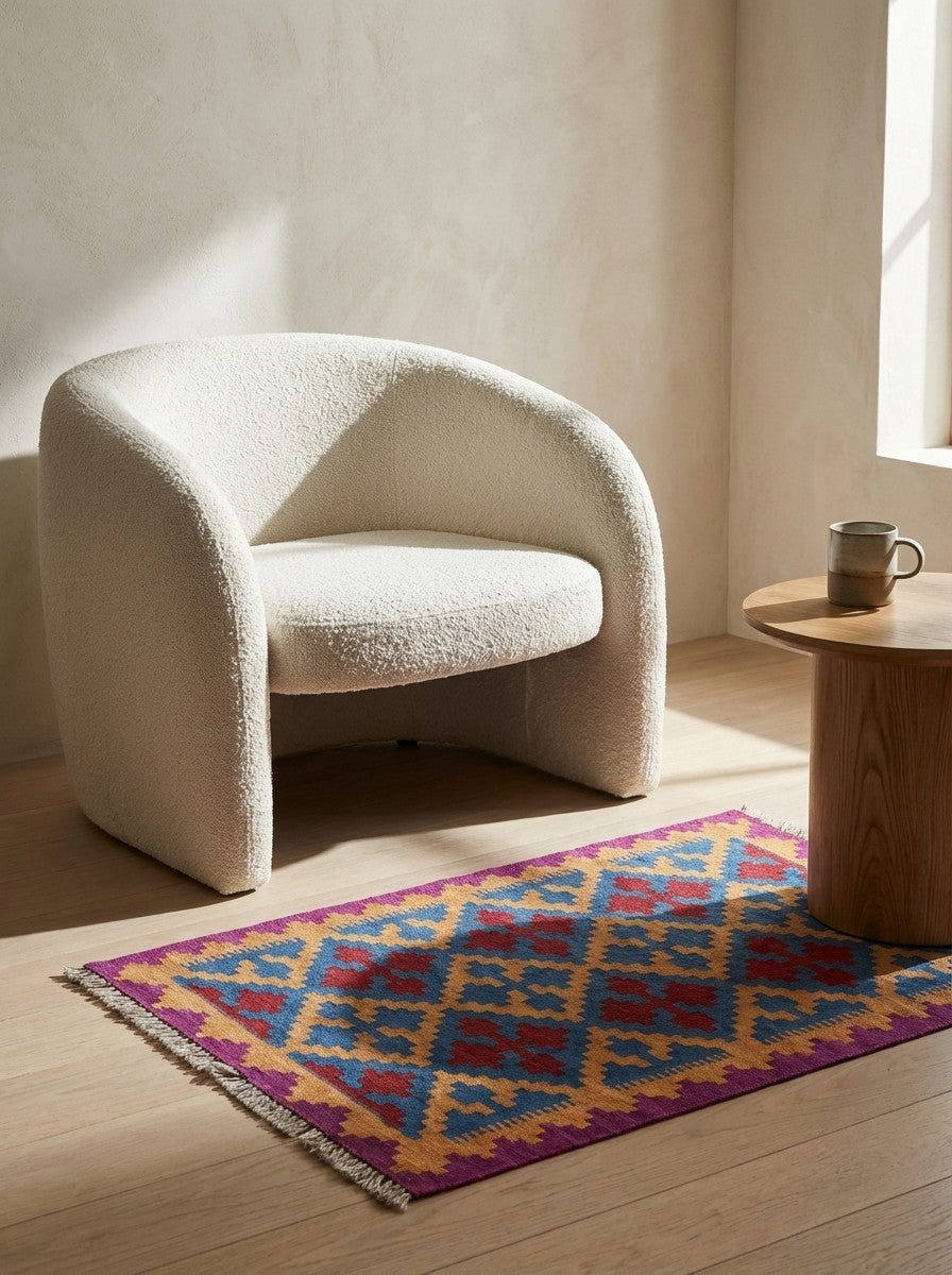 Kelim Gashgai — Handmade, 60x103 cm, Beige, 100% Virgin Wool | Detail view