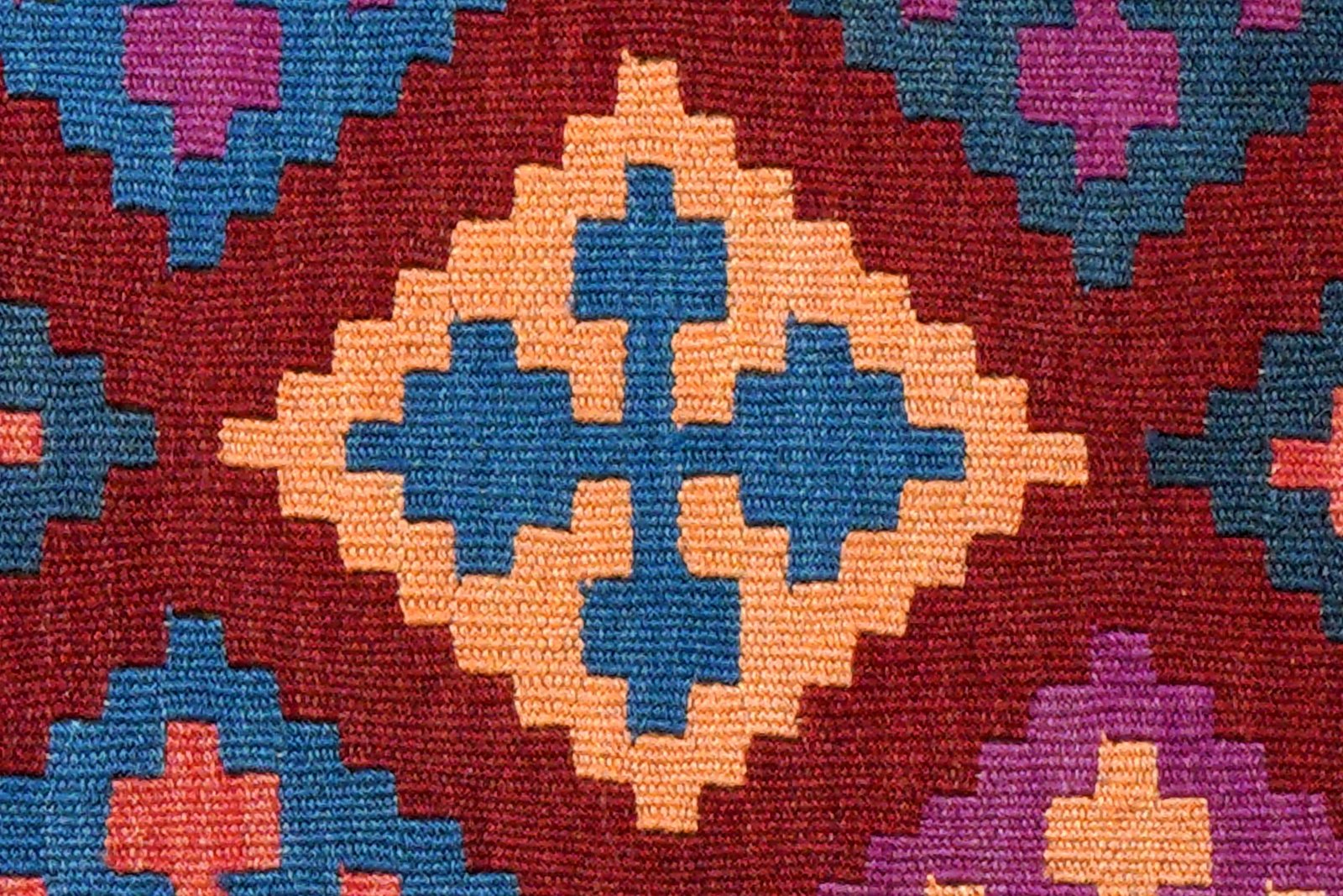 Kelim Gashgai — Handmade, 64x80 cm, Red, 100% Virgin Wool | View 5