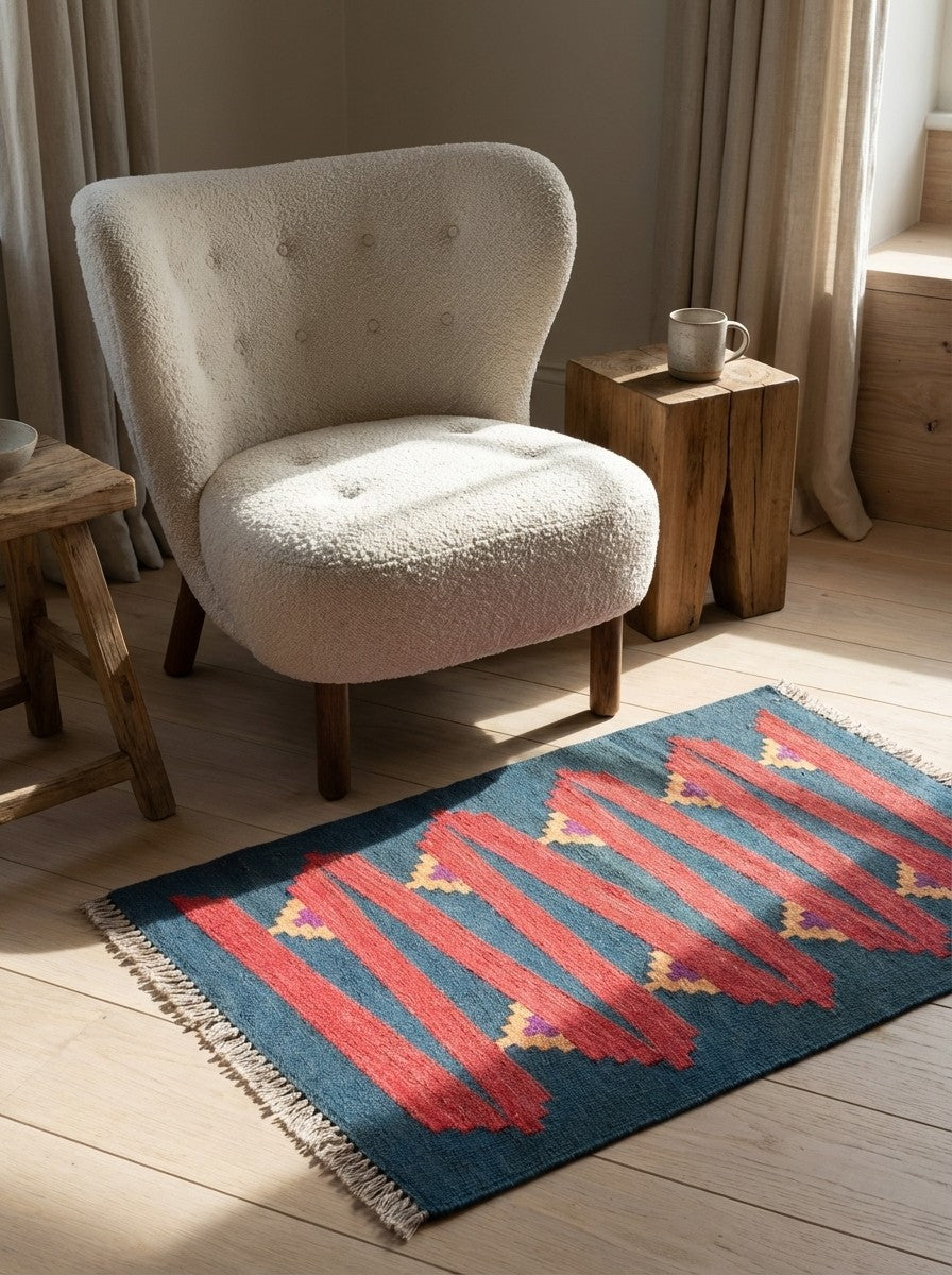 Kelim Gashgai — Handmade, 60x87 cm, Multicolor, 100% Virgin Wool | Detail view