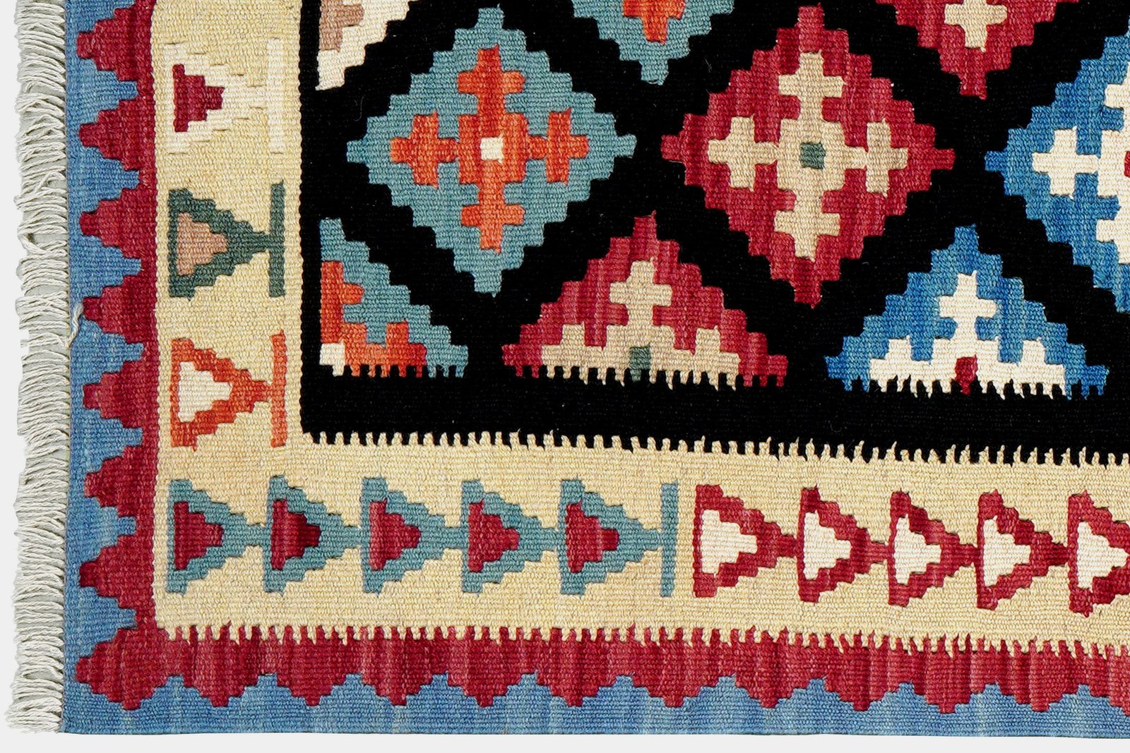 Kelim Gashgai — Handmade, 101x154 cm, Black, 100% Virgin Wool | View 3