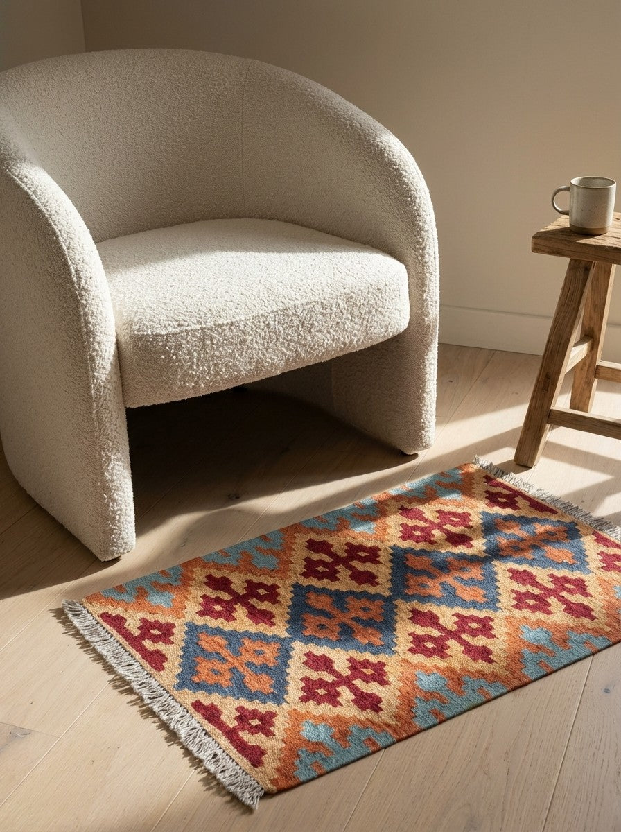 Kelim Gashgai — Handmade, 45x64 cm, Multicolor, 100% Virgin Wool | Detail view