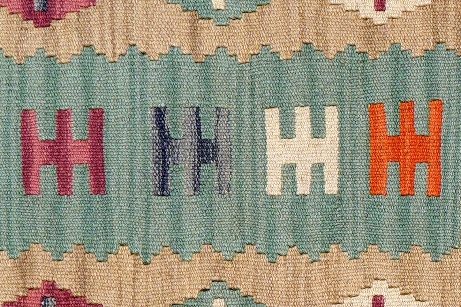 Kelim Gashgai — Handmade, 64x91 cm, Beige, 100% Virgin Wool | View 5
