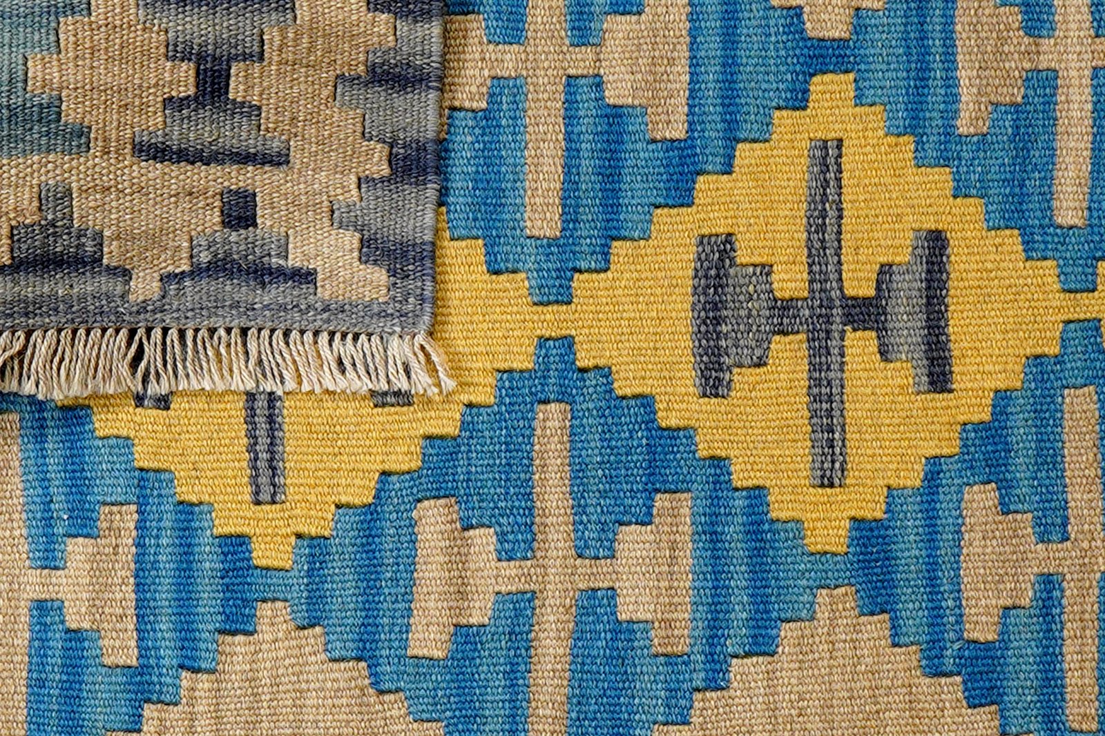 Kelim Gashgai — Handmade, 80x110 cm, Beige, 100% Virgin Wool | View 6