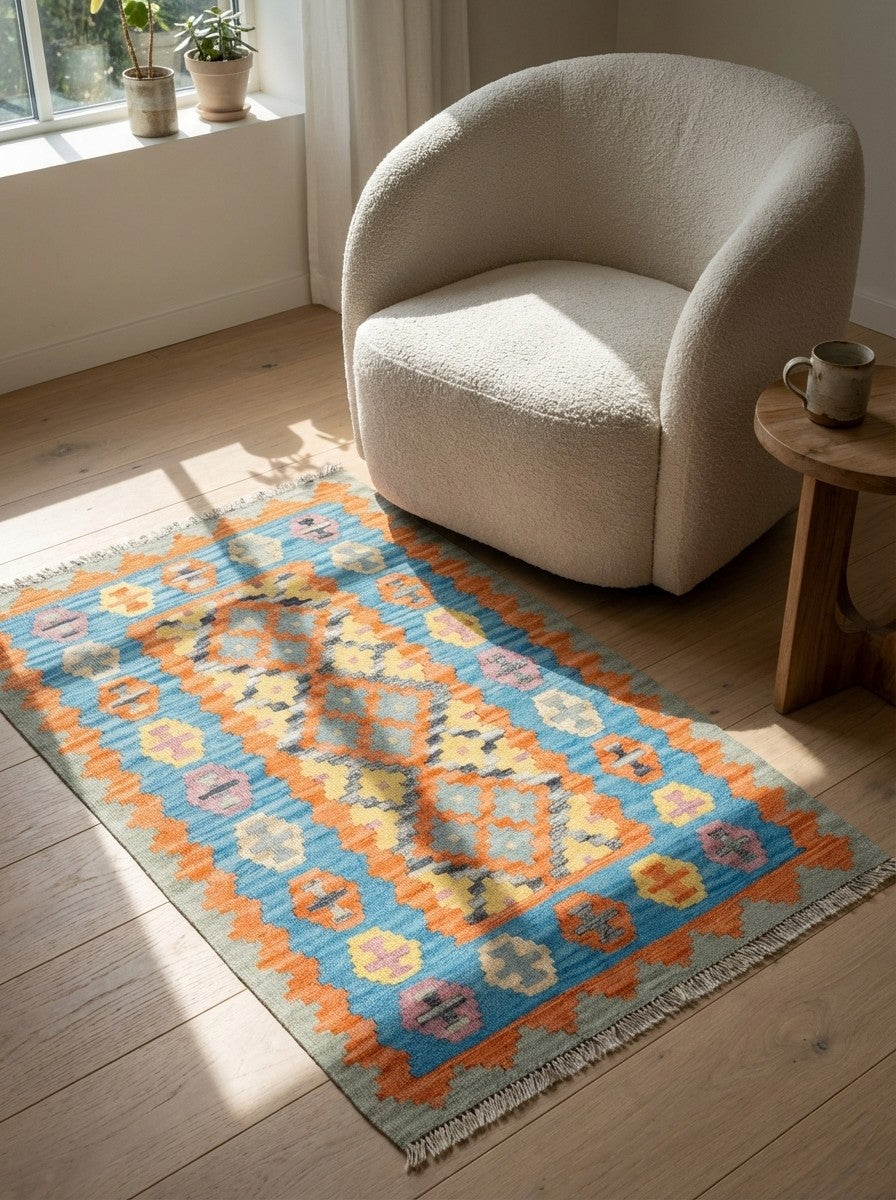 Kelim Gashgai — Handmade, 84x131 cm, Orange, 100% Virgin Wool | Detail view