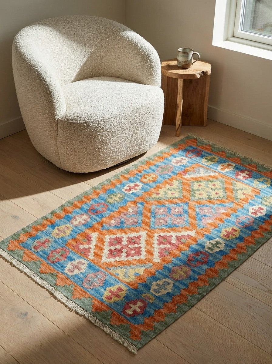 Kelim Gashgai — Handmade, 84x127 cm, Orange, 100% Virgin Wool | Detail view
