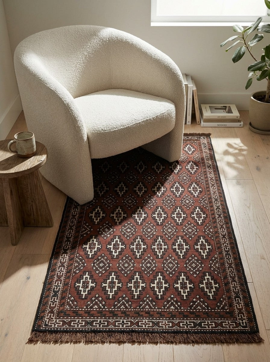 Kelim Turkman — Handmade, 124x50 cm, Brown, 100% Virgin Wool | Detail view