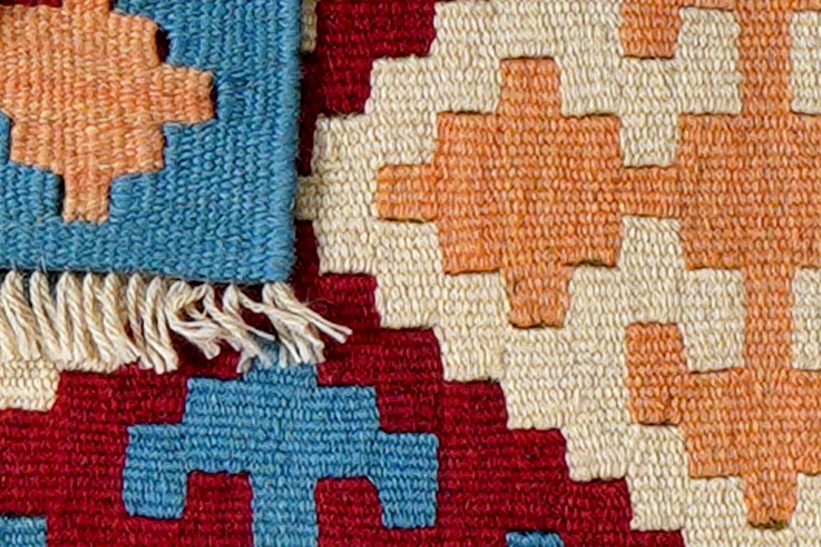 Kelim Gashgai — Handmade, 42x67 cm, Red, 100% Virgin Wool | View 6