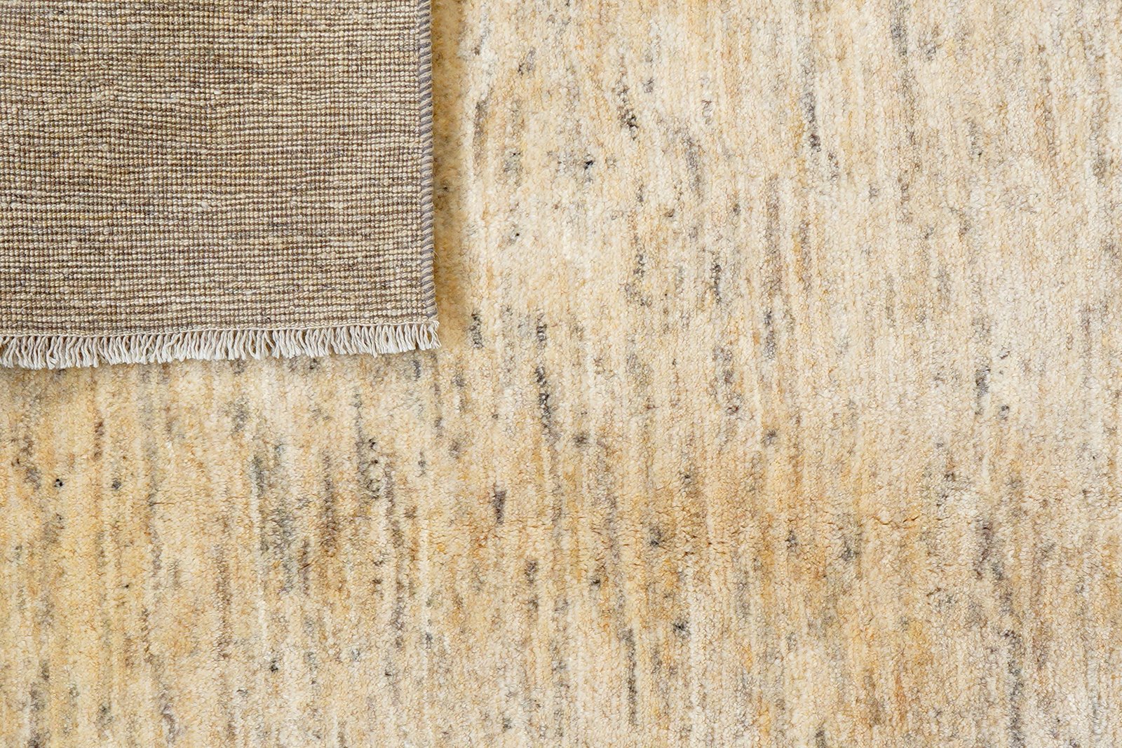 Gabbeh — Hand-knotted, 154x195 cm, Beige, 100% Virgin Wool | View 7
