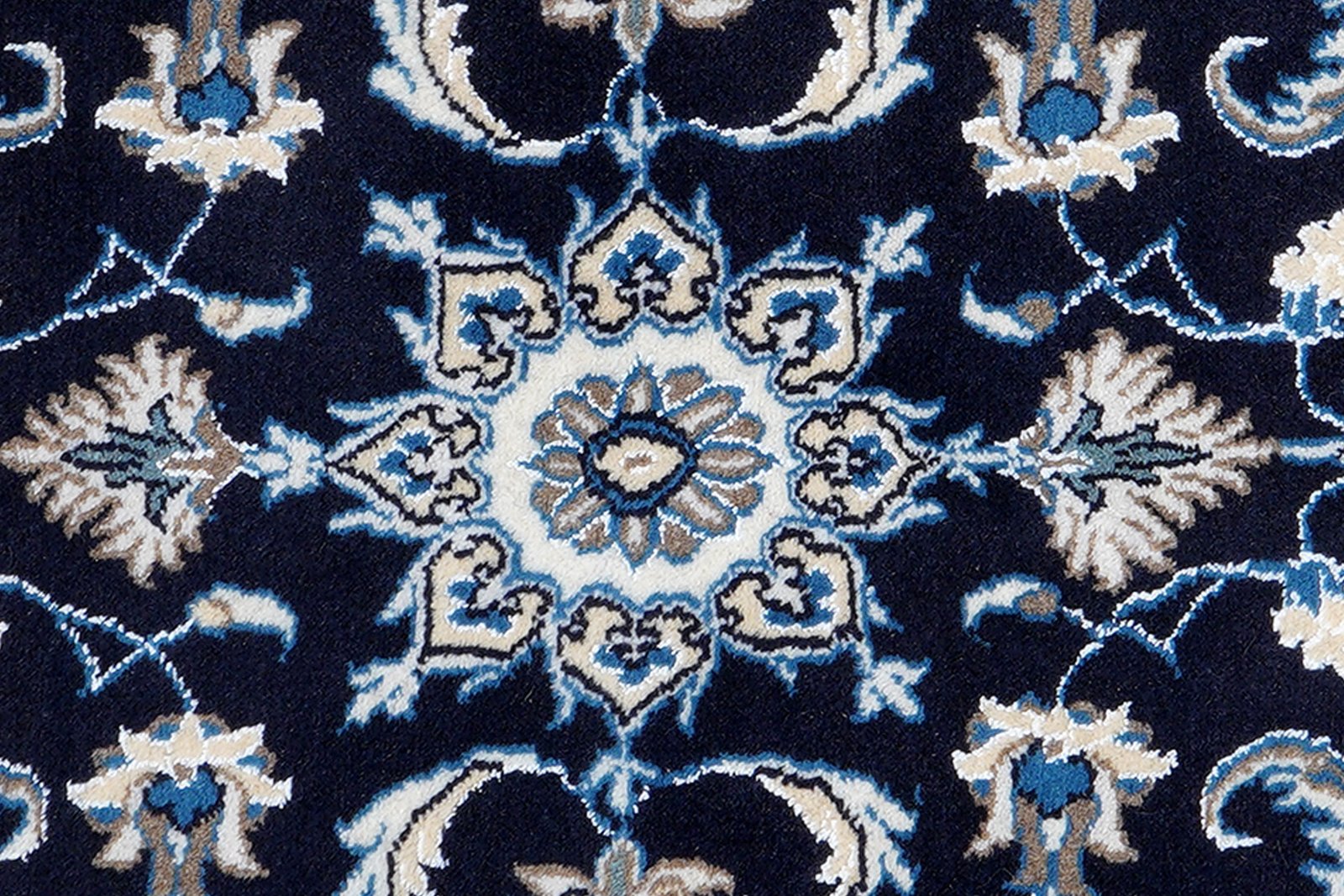 Nain 12La — Hand-knotted, 67x144 cm, Blue, 100% Virgin Wool | View 6