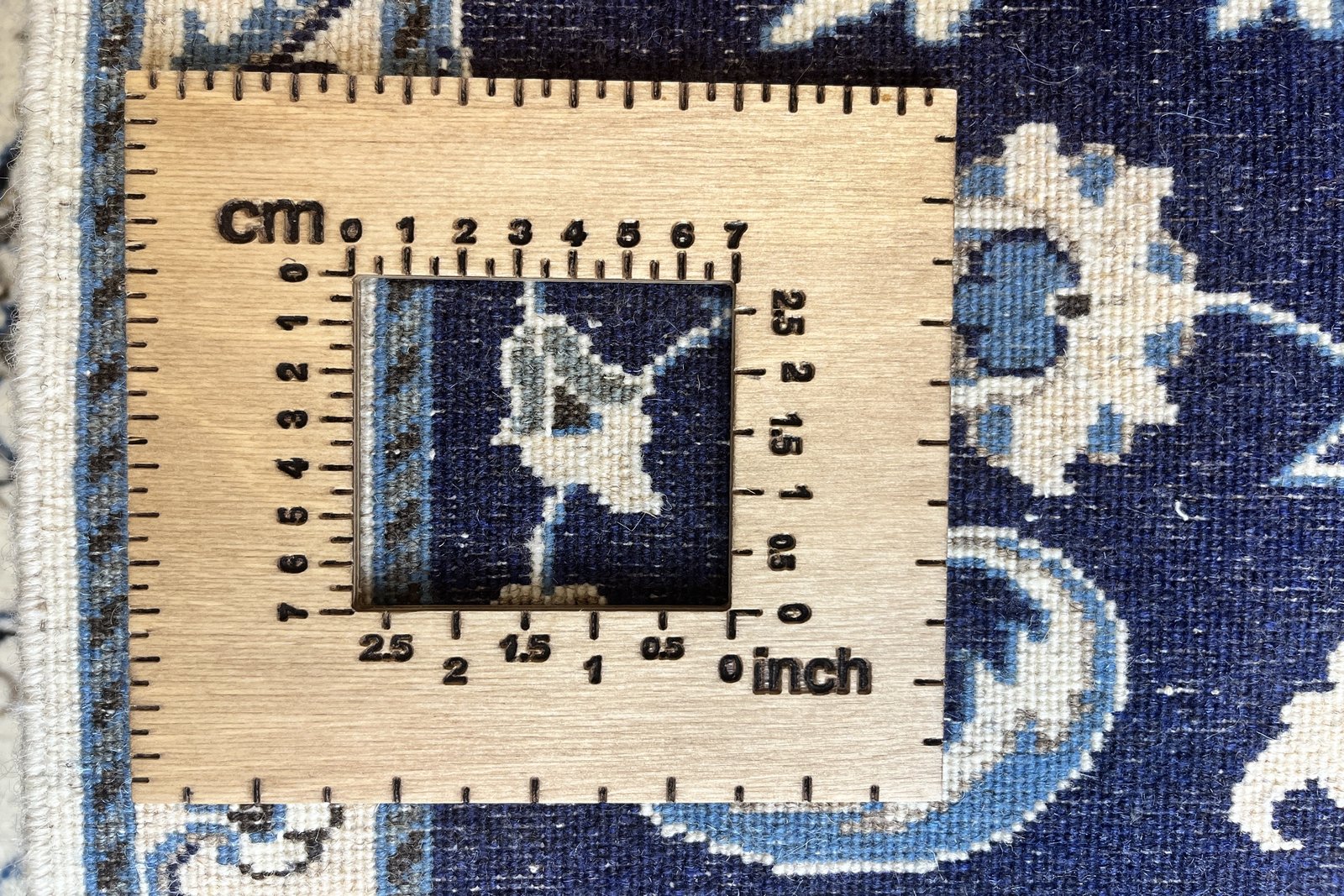 Nain 12La — Hand-knotted, 67x136 cm, Blue, 100% Virgin Wool | View 11