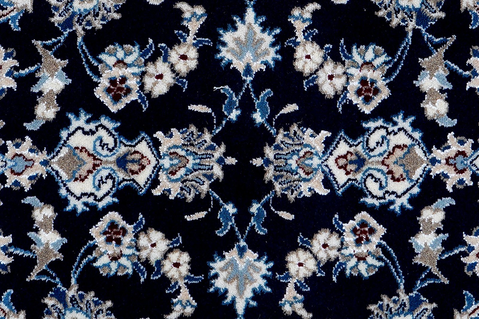 Nain 12La — Hand-knotted, 75x189 cm, Blue, 100% Virgin Wool | View 6