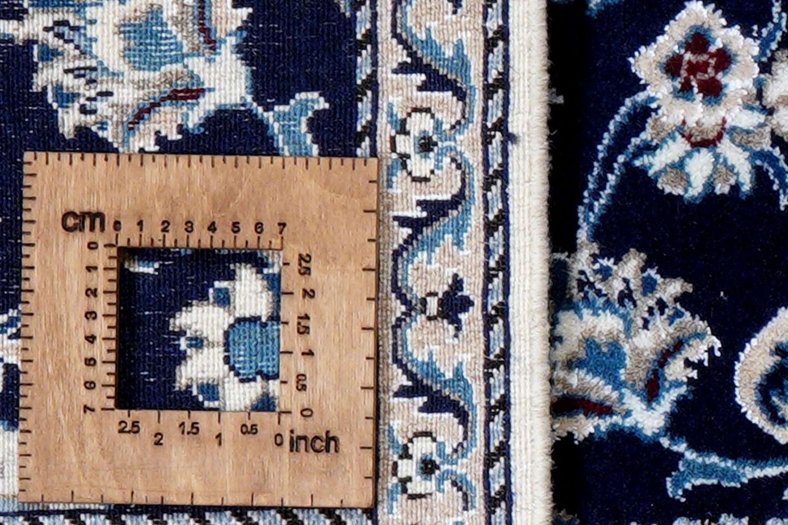 Nain 12La — Hand-knotted, 75x189 cm, Blue, 100% Virgin Wool | View 8
