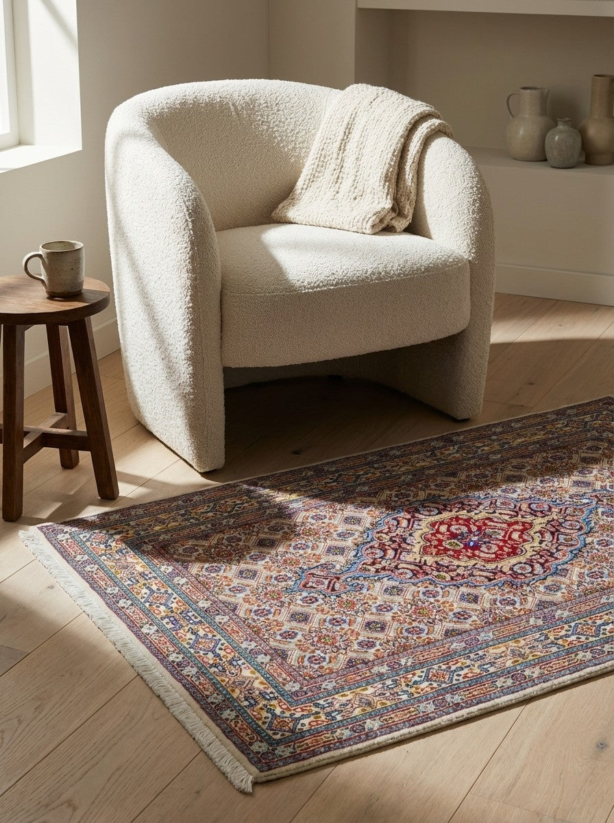Moud Mahi — Hand-knotted, 76x118 cm, Beige, 100% Virgin Wool | Detail view