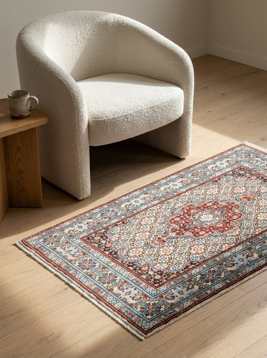 Moud Mahi — Hand-knotted, 78x126 cm, Beige, 100% Virgin Wool | Detail view
