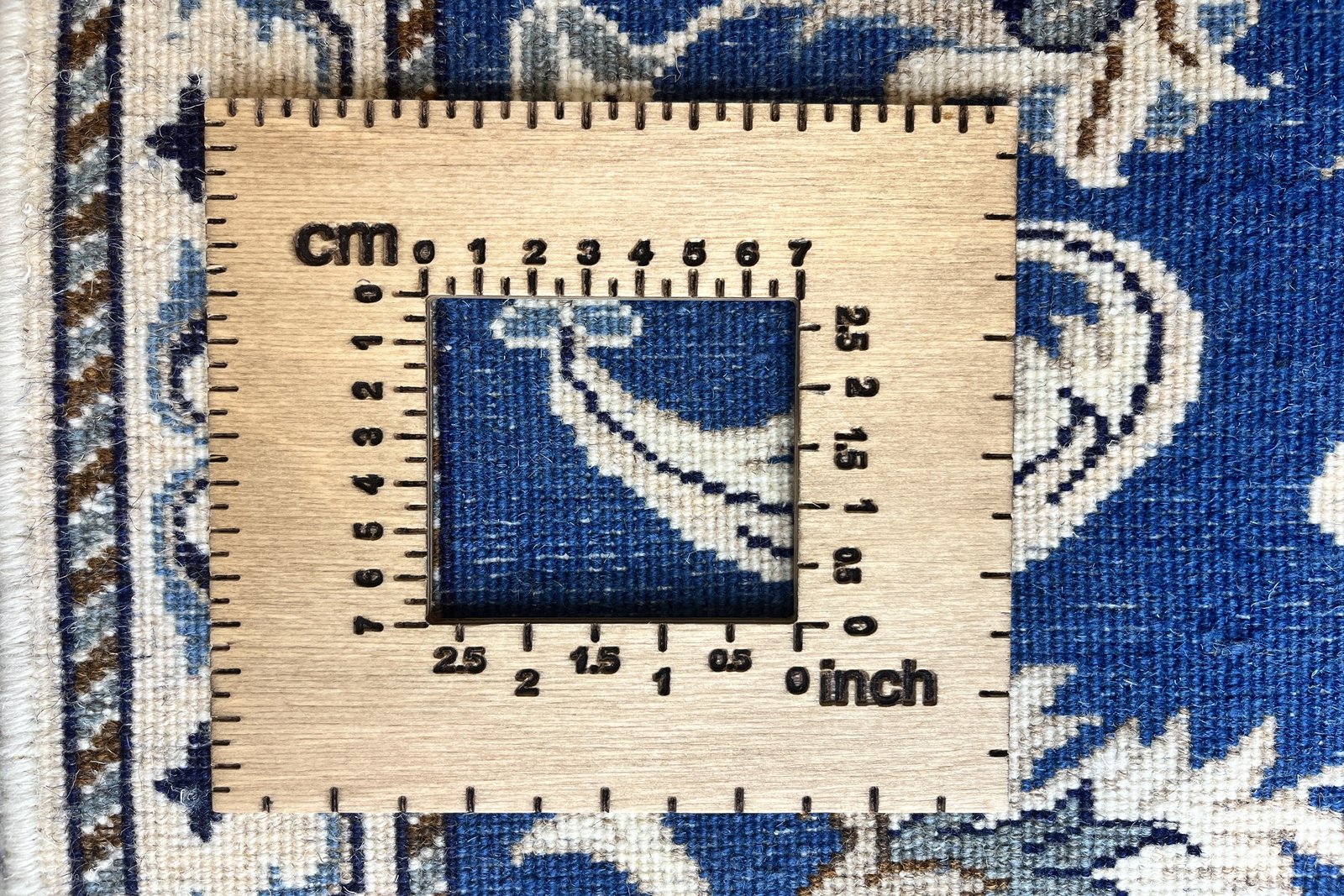 Nain 12La — Hand-knotted, 72x136 cm, Blue, 100% Virgin Wool | View 11
