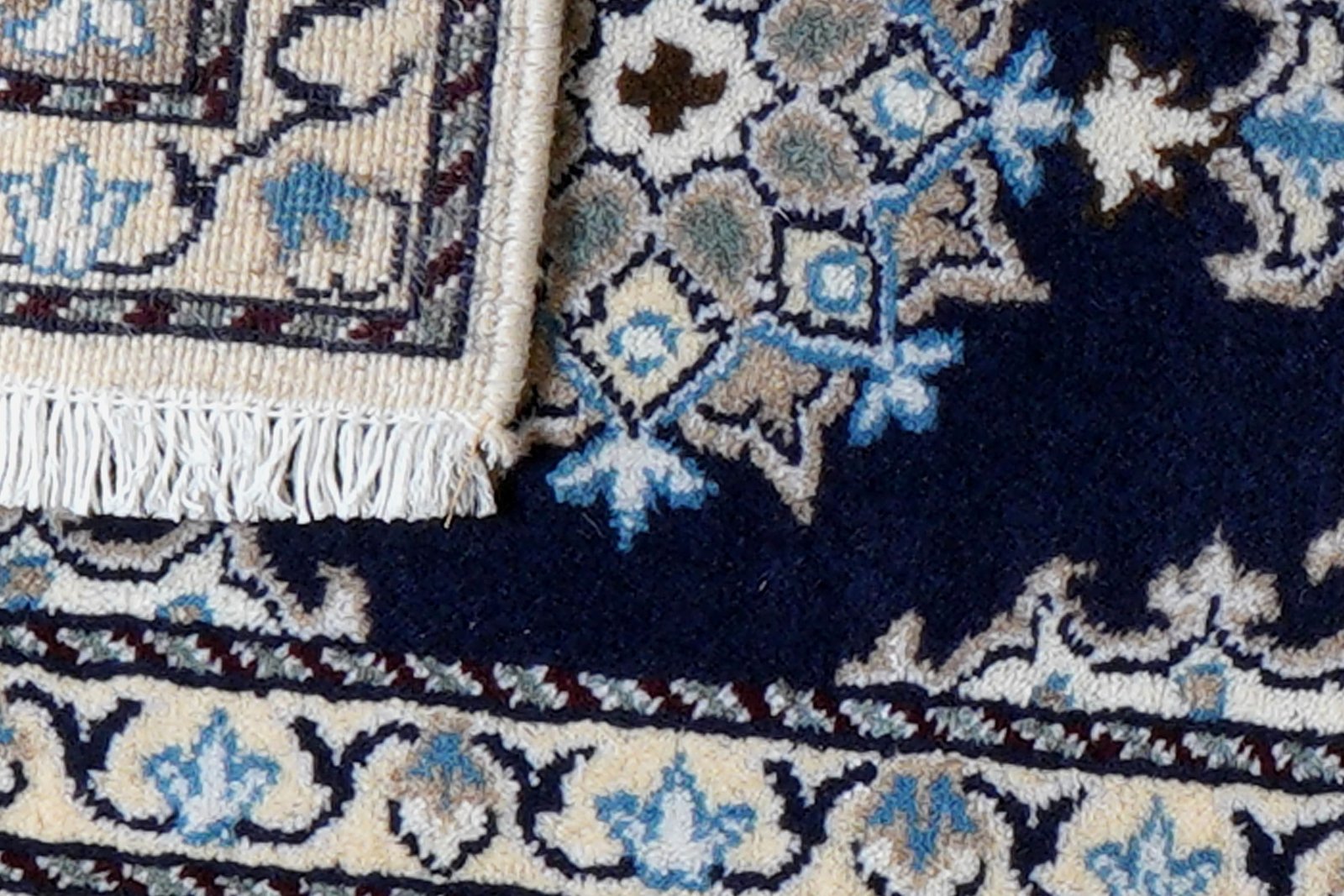Nain 12La — Hand-knotted, 39x60 cm, Blue, 100% Virgin Wool | View 7