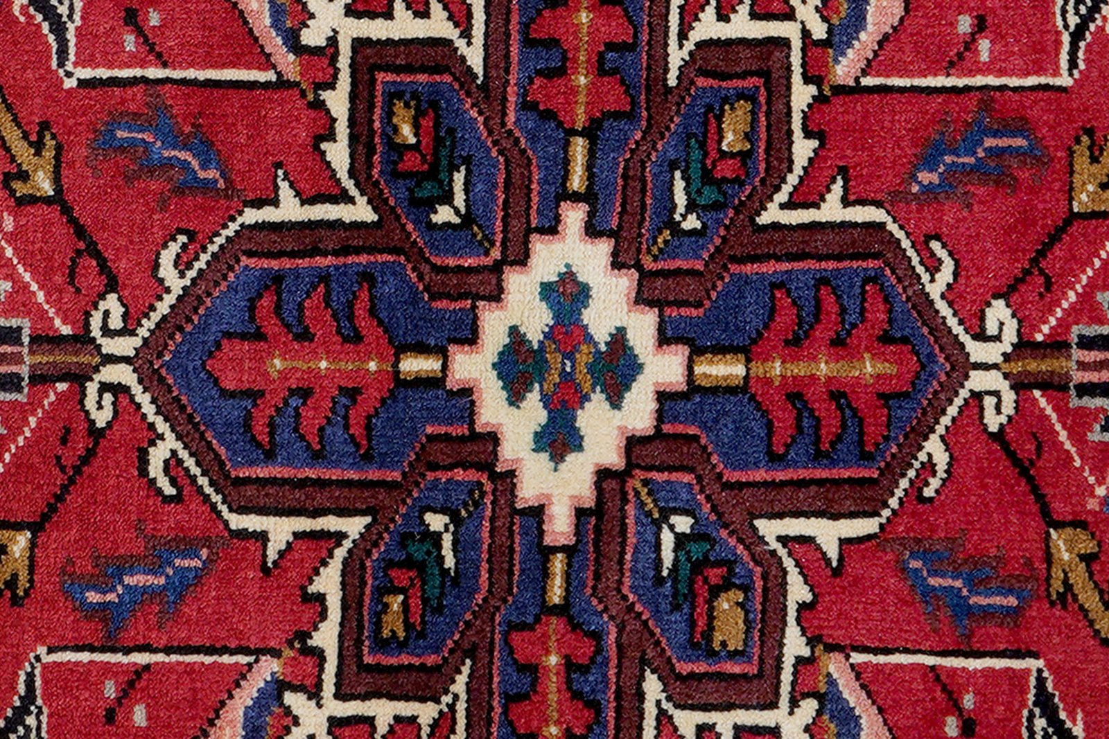 Mehrewan — Hand-knotted, 99x145 cm, Red, 100% Virgin Wool | View 6