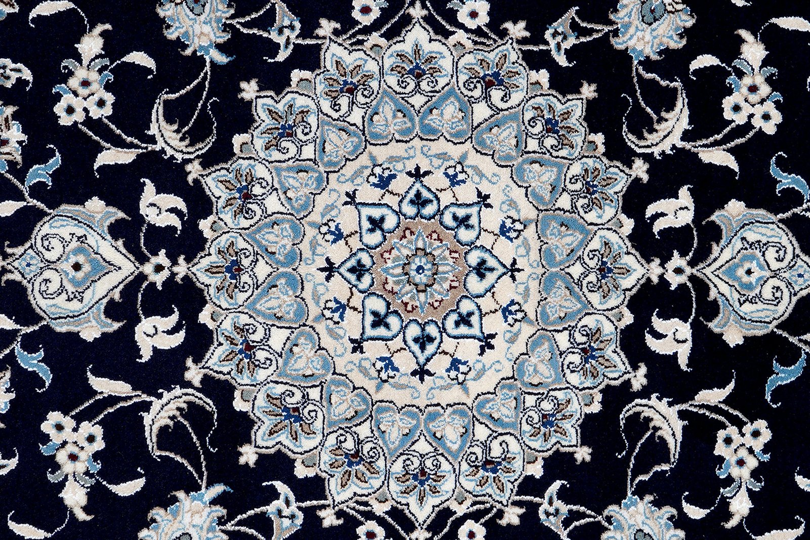 Nain 12La — Hand-knotted, 196x240 cm, Blue, 100% Virgin Wool | View 6